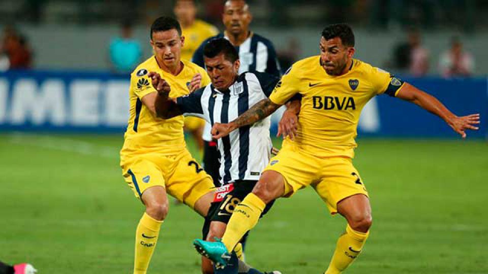 El Xeneize tuvo varias situaciones pero igualó sin goles en Perú.