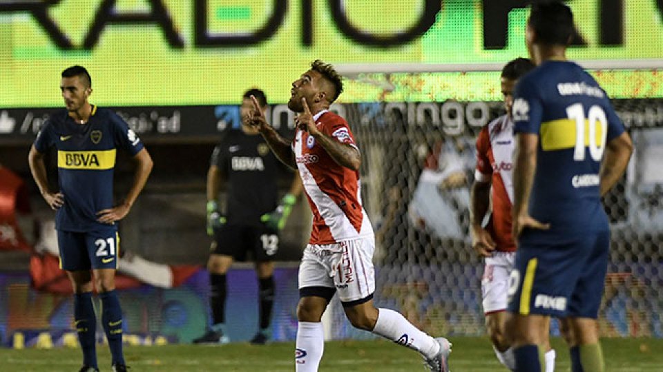 Argentinos le ganó con claridad a Boca y le sacó el invicto