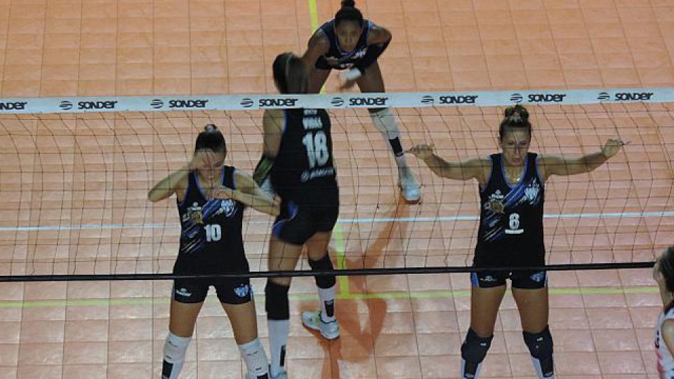Las Doras buscan un triunfo ante Boca para llegar al tercer y definitivo duelo.