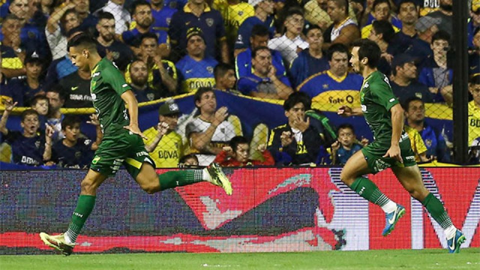 Defensa y Justicia sorprendió a Boca y lo superó 2 a 1 en la Bombonera.