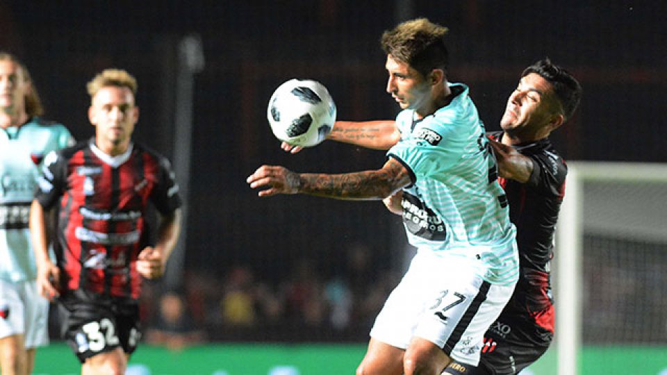 El Patrón tuvo una noche para el olvido y Colón se impuso con claridad.