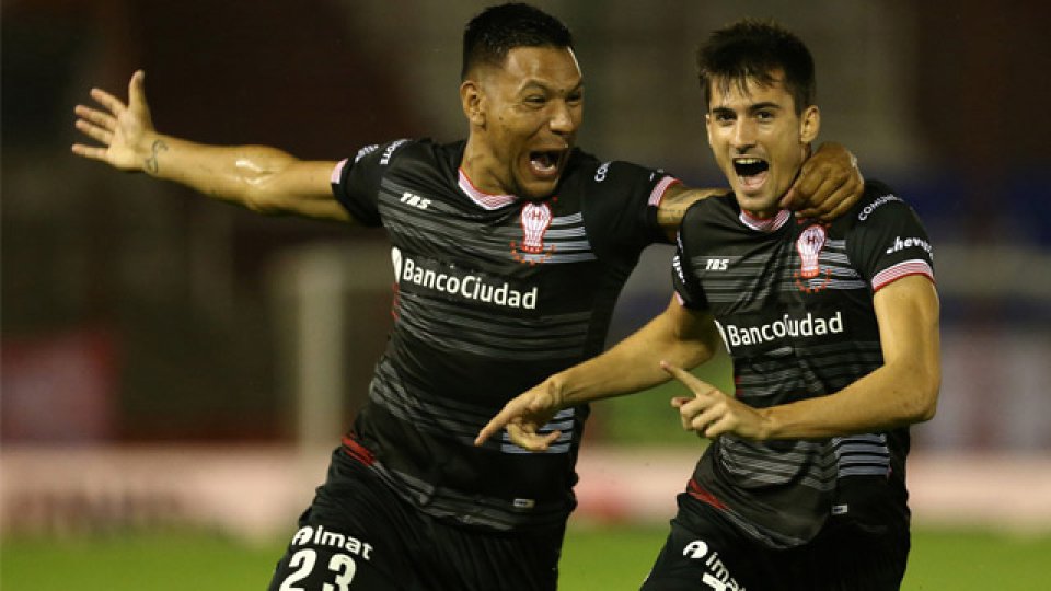 El Globo se ubico tercero en la tabla y se ilusiona con la Libertadores. El Globo se ubico tercero en la tabla y se ilusiona con la Libertadores.