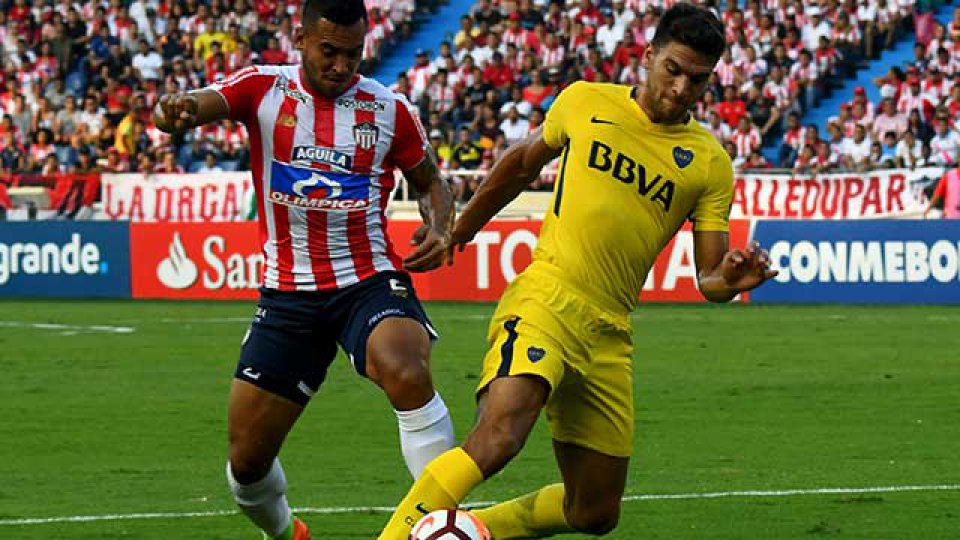 Boca empató ante Junior y sigue con chances en la Copa Libertadores.