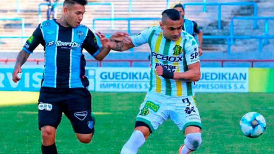 Almagro y Aldosivi definen el primer ascenso a la Superliga.
