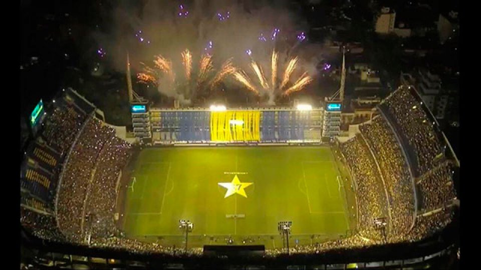 Boca festejó su bicampeonato con una Bombonera repleta de hinchas.