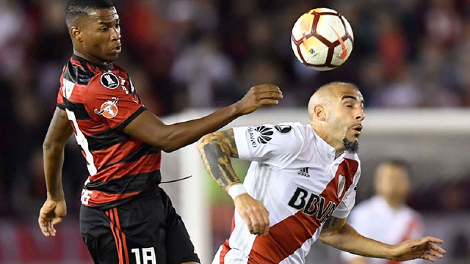 River empató con Flamengo y se quedó con el primer lugar del grupo.