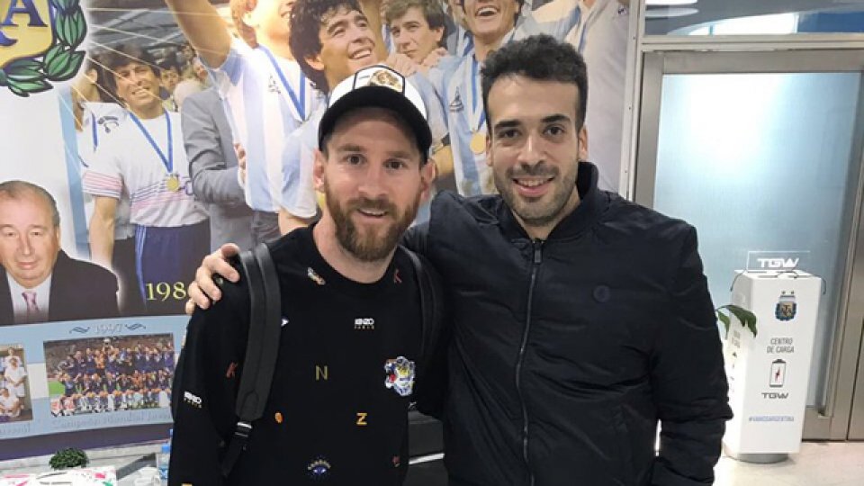Ponte fue hasta Ezeiza y se fotografió con Messi.
