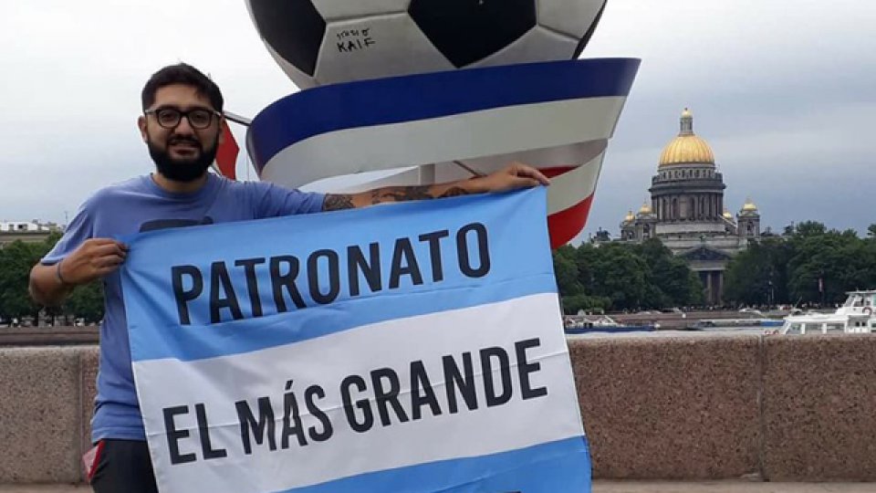 El hincha de Patronato presente en el Mundial. El hincha de Patronato presente en el Mundial.