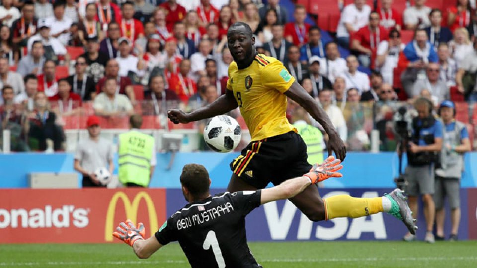 Bélgica goleó a Túnez y quedó muy cerca de la clasificación.