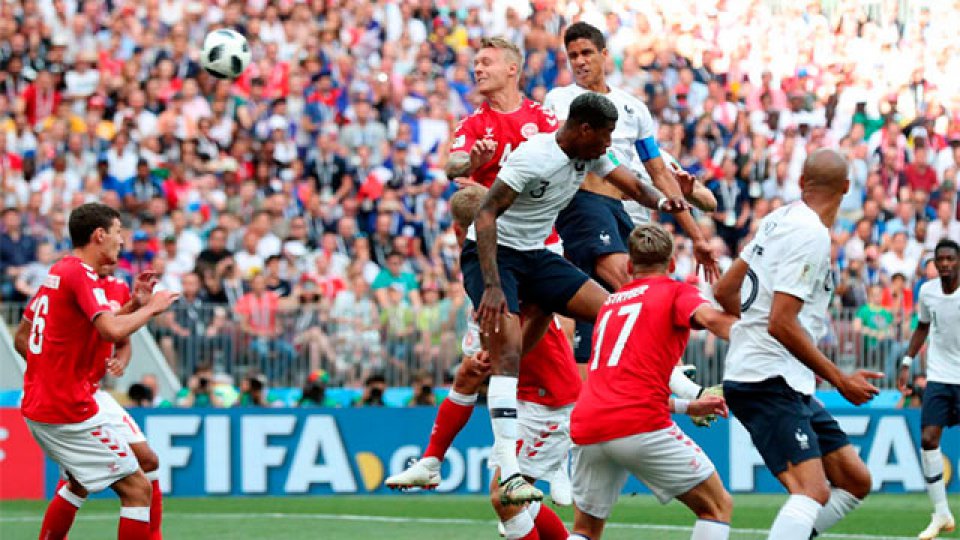 Francia igualó con Dinamarca y ganó el Grupo C.
