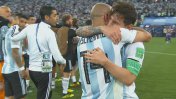 Emotivo abrazo entre Lionel Messi y Javier Mascherano