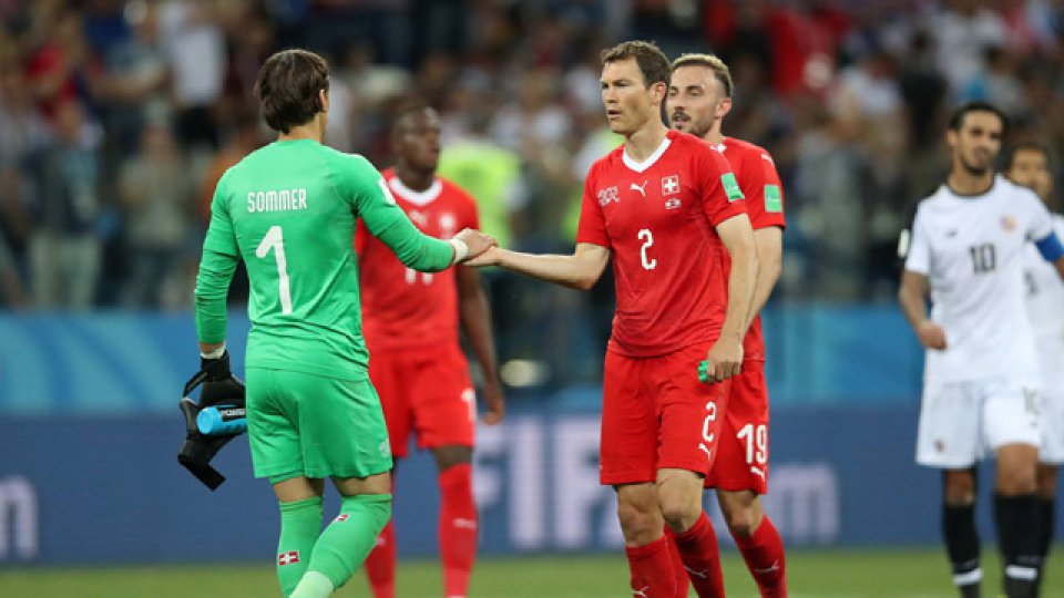 Suiza empató con Costa Rica y le alcanzó para clasificar.