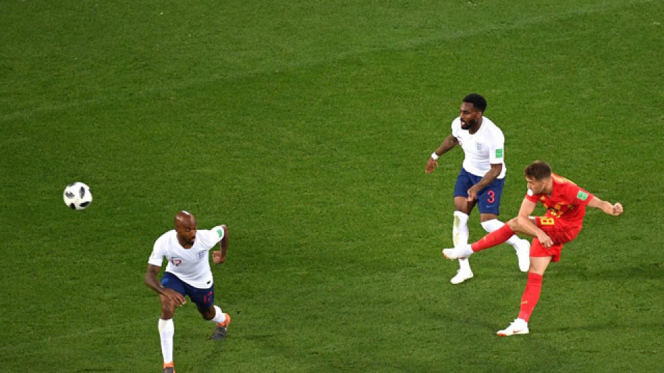 Los Diablos Rojos se impusieron 1-0 a Inglaterra.