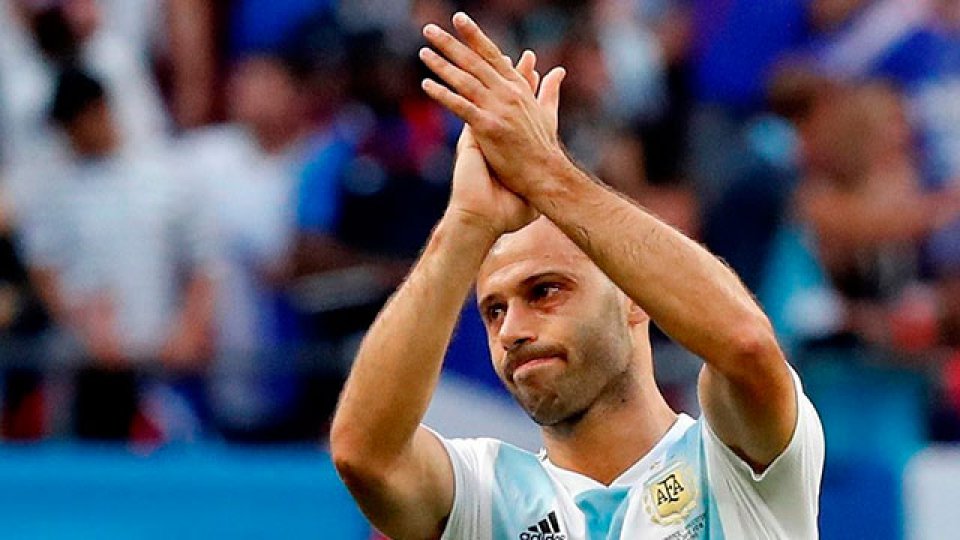 "Fuiste el héroe que nos salvó la vida a los argentinos", expresa el video.