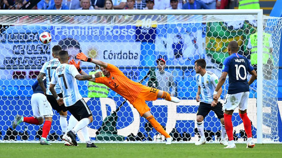 Argentina perdió con Francia y se despidió del Mundial.
