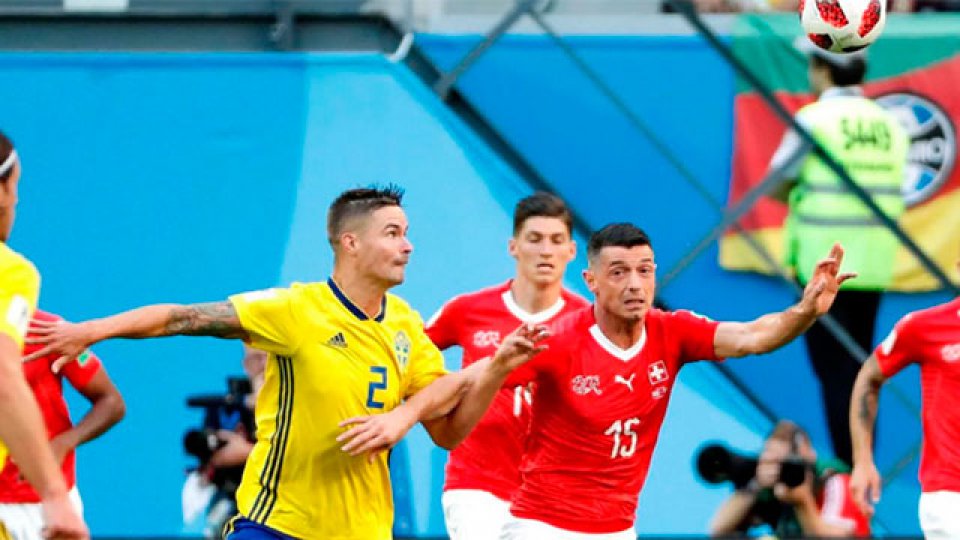 Suecia le ganó a Suiza y avanzó a cuartos de final del Mundial.