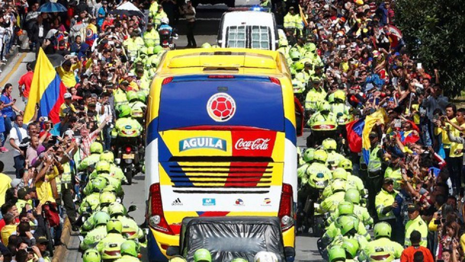 Una multitud ovacionó a José Pekerman en Colombia.