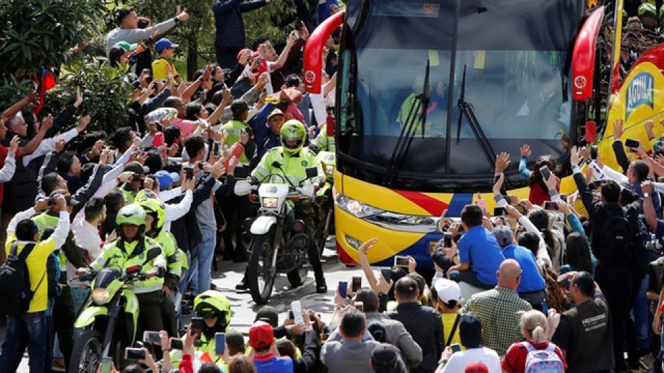 Una multitud ovacionó a José Pekerman en Colombia.