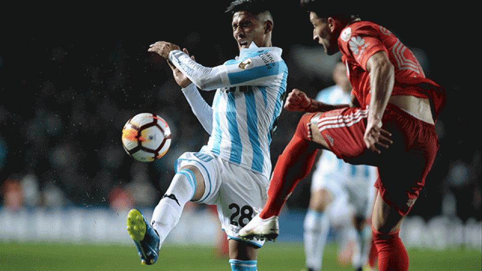 Las polémicas que dejó Racing-River por los octavos de la Libertadores. Las polémicas que dejó Racing-River por los octavos de la Libertadores.