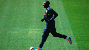 Usain Bolt realizó su primer entrenamiento como futbolista profesional