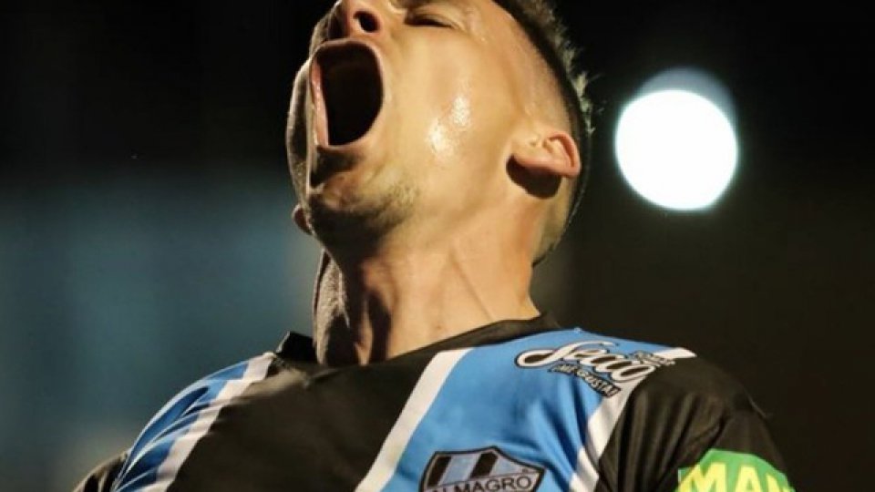 Leo Acosta marcó el gol para la victoria del Tricolor en el inicio del torneo.