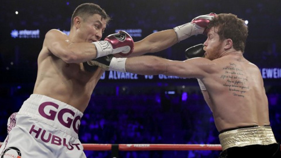 Canelo superó en un gran combate a GGG y obtuvo la triple corona.