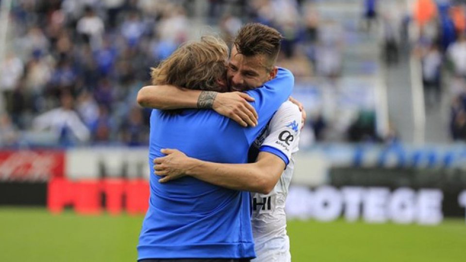 "Heinze tiene mucho que ver y nos esforzamos por aprender de él", dijo el Tonga.