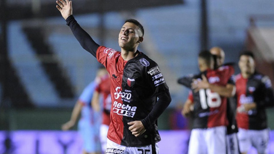 El vialense Chancalay se afianza en el equipo titular del Sabalero.