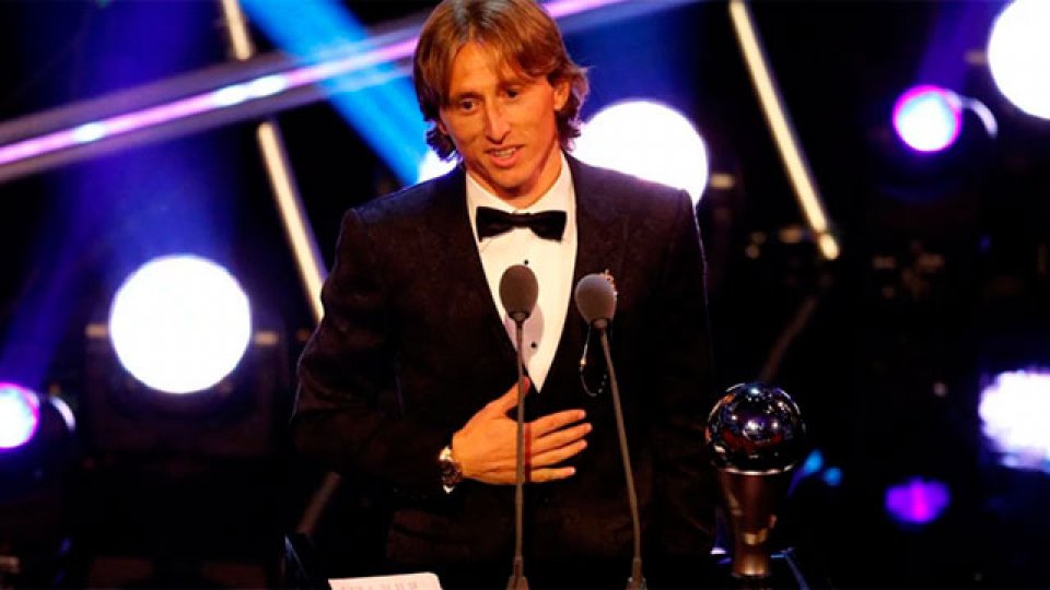 Luka Modric ganó el premio The Best al mejor jugador de la temporada.