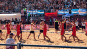Juegos de la Juventud: Con el entrerriano Daudinot, Argentina ganó en el arranque del Beach Handball