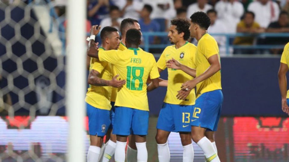 Brasil no tuvo problemas para vencer a Arabia Saudita, y se impuso por 2 a 0.