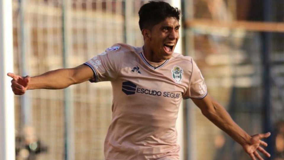 El Lobo sumó puntos claves para escapar de la zona roja de los promedios.