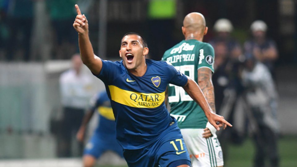 Boca eliminó a Palmeiras en Brasil.