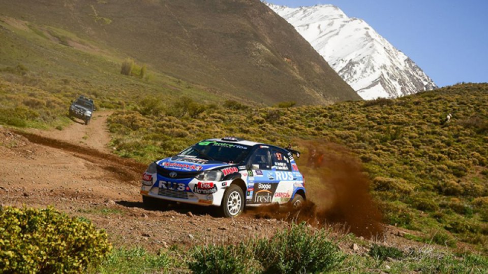Doble podio para la estructura entrerriana, el CEO Rally Team. Doble podio para la estructura entrerriana, el CEO Rally Team.