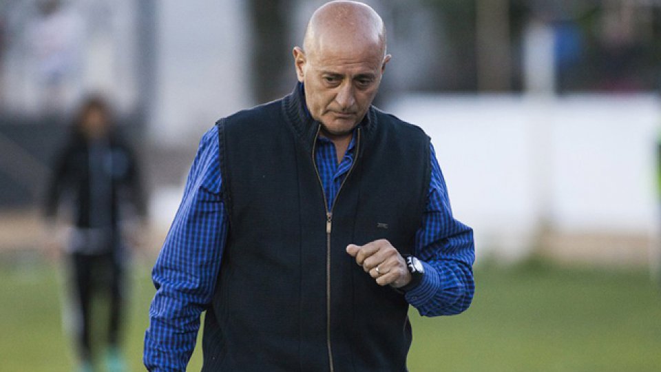 "Sos un cagón", le dijo Fuentes al periodista Figueroa. "Sos un cagón", le dijo Fuentes al periodista Figueroa.
