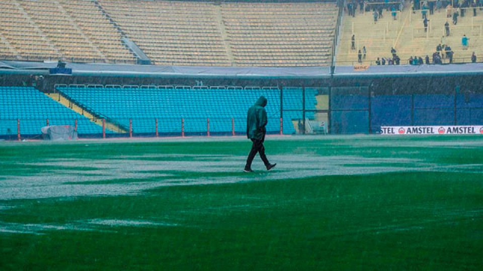 La Conmebol suspendió la Superfinal entre Boca y River.