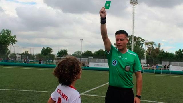 AFA implementó la novedosa tarjeta verde para el fútbol infantil: como será su aplicación