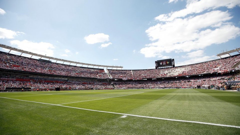 El Monumental podría ser clausurado.