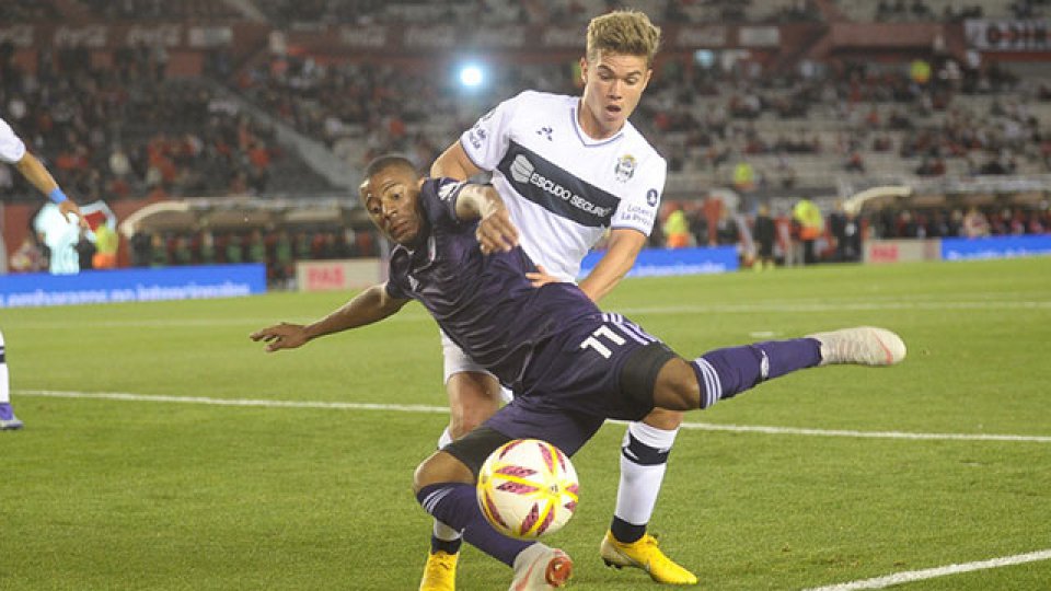 River le ganó a Gimnasia en la antesala de la final de la Copa Libertadores.