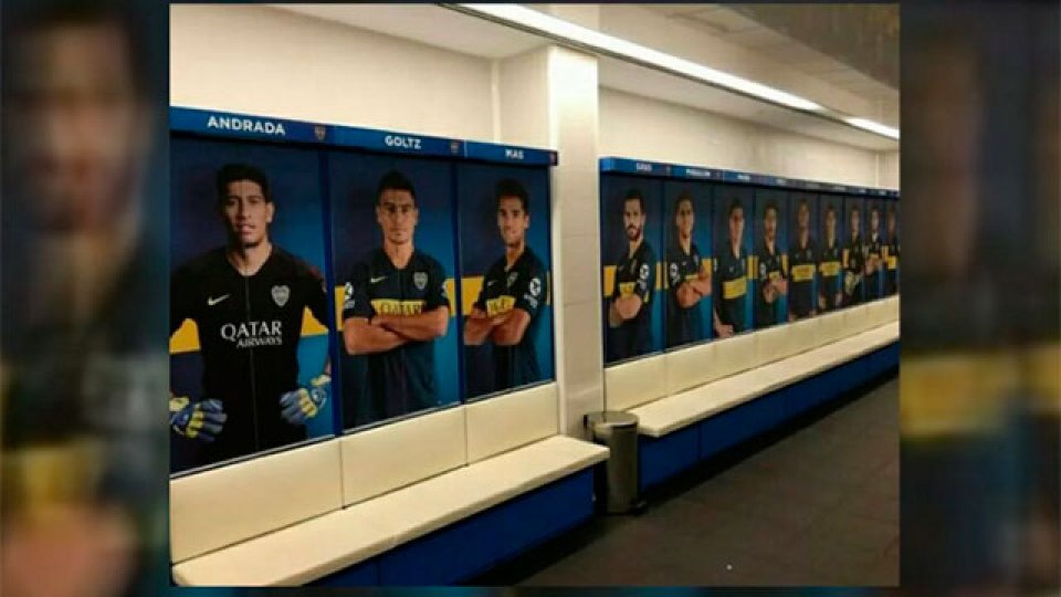 Boca decoró de azul y oro el predio en Madrid.