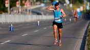 Atleta argentino que logró una histórica medalla vende bonos para poder correr un maratón