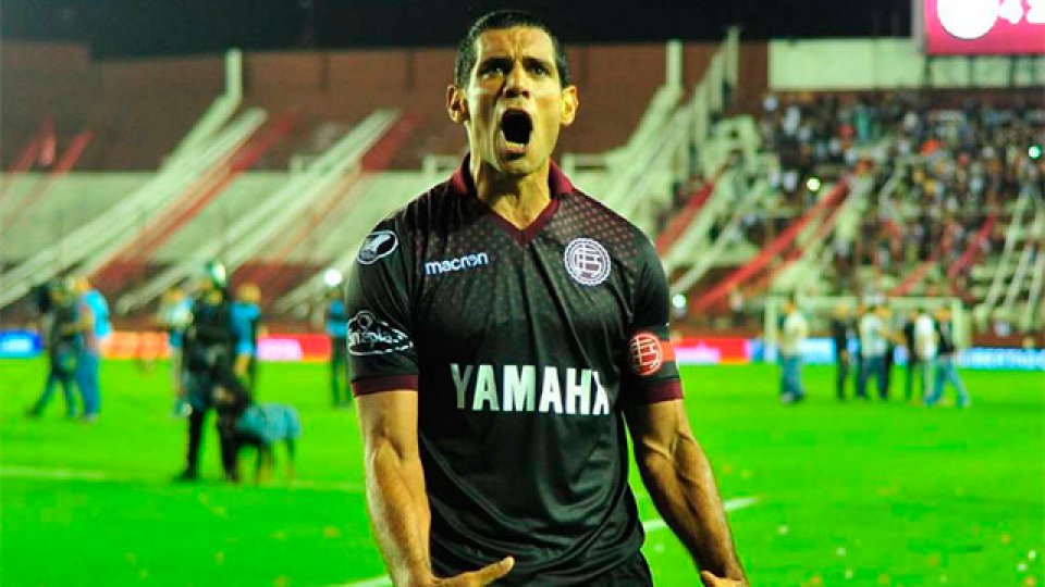 El histórico José Sand volvió a Lanús.