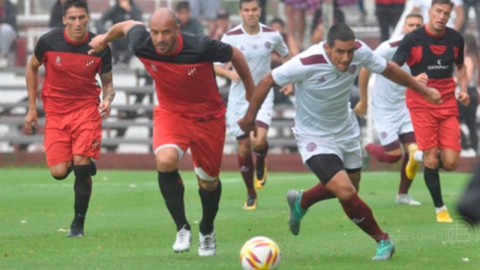 Patronato igual&oacute; en su segundo amistoso de preparaci&oacute;n. (Foto: @clublanus)