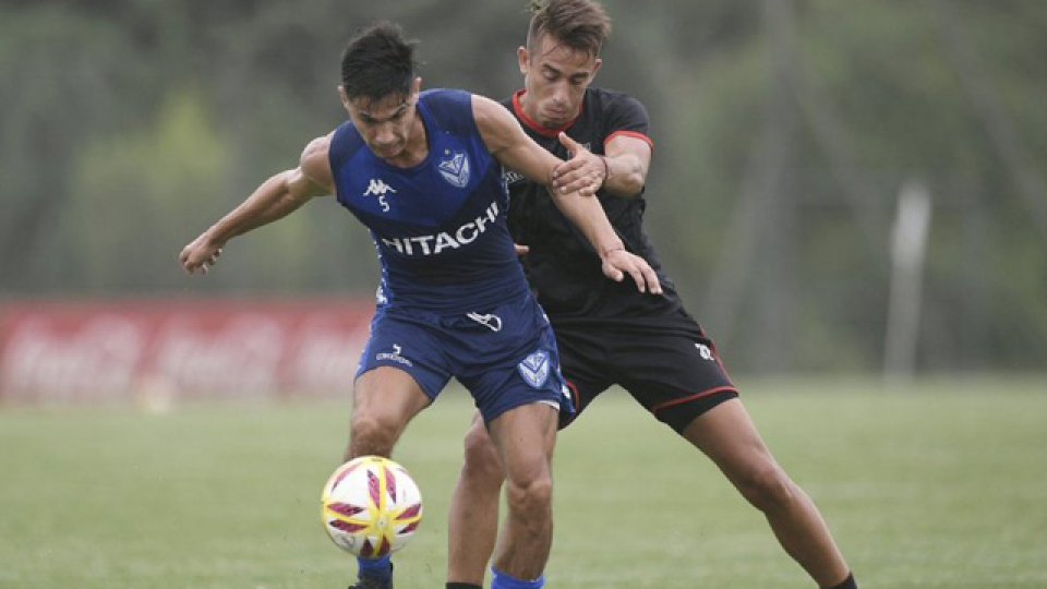 El elenco del Gringo Heinze se pone a punto para el reinicio de la Superliga.