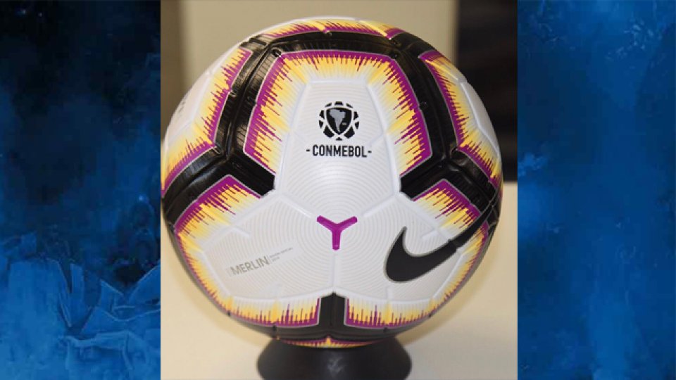 La Nike Merlin, el balón con el que se jugará la Copa Libertadores 2019.