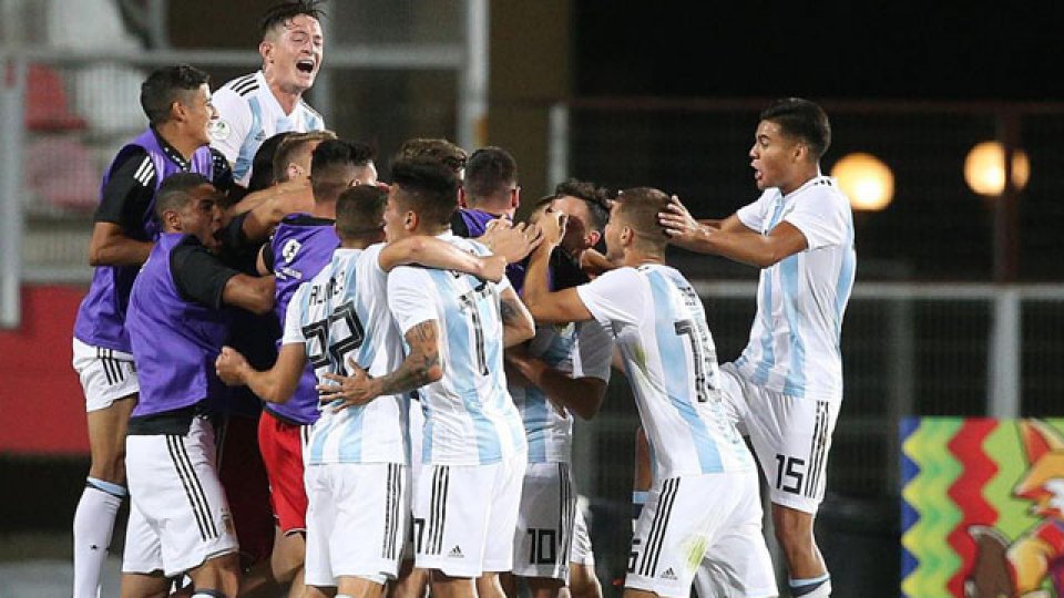 Argentina busca el pasaje al mundial.