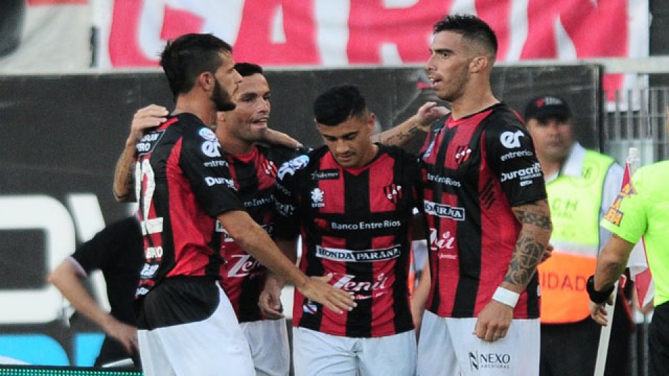 El Rojinegro depende solamente de su resultado para seguir en Primera División.