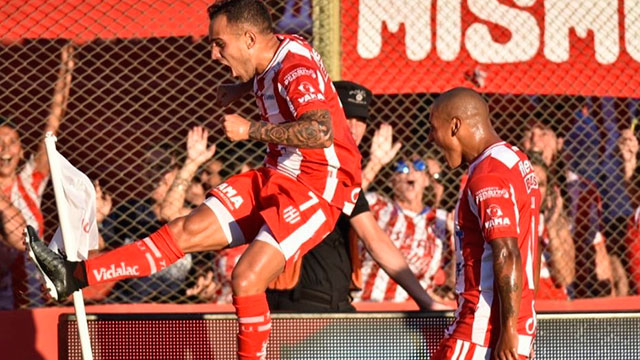 El Tatengue festejó con los goles de Fragapane y Mauro Pittón. (Prensa Unión)