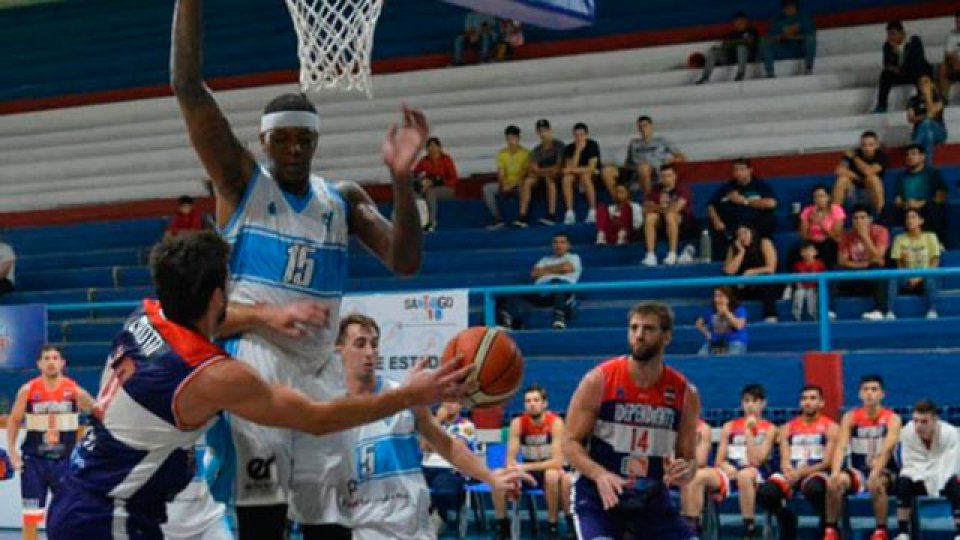 El AEC perdió en Santiago del Estero. (Foto: Independiente BBC) El AEC perdió en Santiago del Estero. (Foto: Independiente BBC)