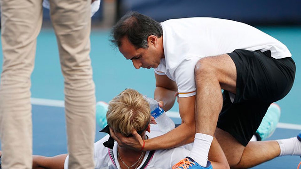 El tenista español Nicola Kuhn sufrió un colapso.